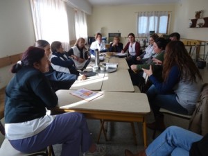 Equipo de Red junto a miembros de la Comisaría de la Mujer de Necochea.