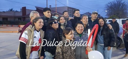 La Dulce se tiño de rojo y blanco