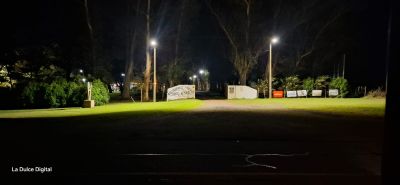 Nuevos aires para el balneario dulcense. Parrilla, kayaks y tirolesa en camino